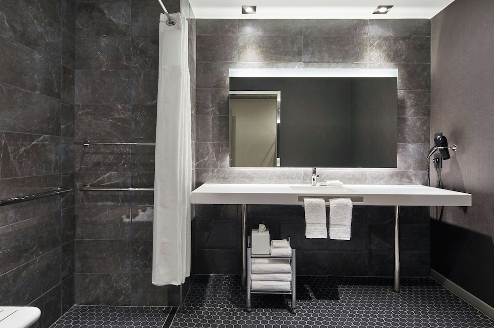 AC Hotel by Marriott Austin Hill Country - photo 24