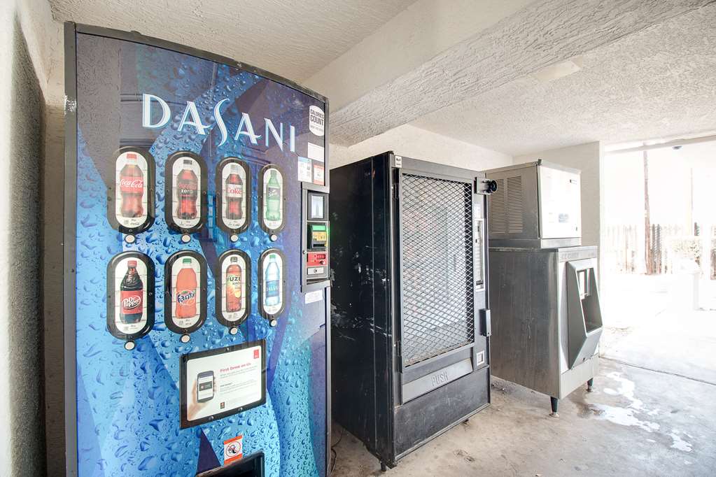 Motel6 Phoenix AZ East - photo 25
