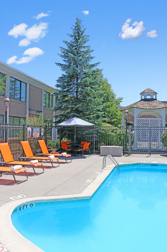 Ethan Allen Hotel - photo 25