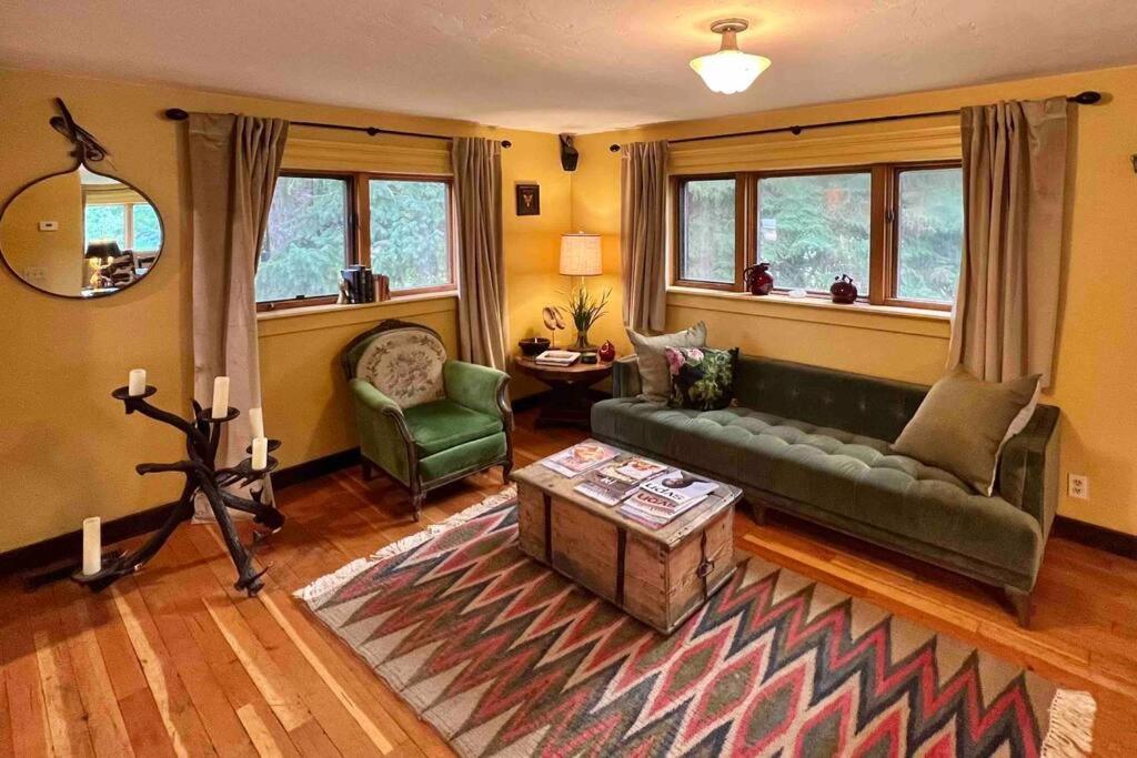 Charming Old Town Hailey Red Fox — hotel in Hailey