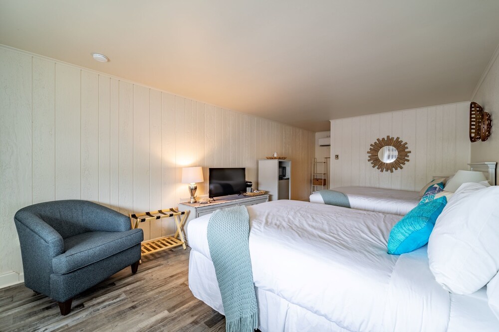 Ocean Glass Inn - photo 29