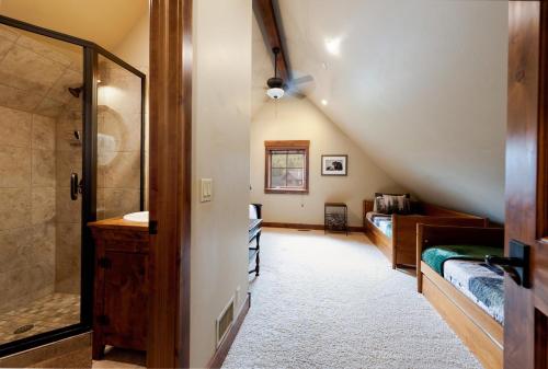 Twilight 48 Penstock Court - photo 6