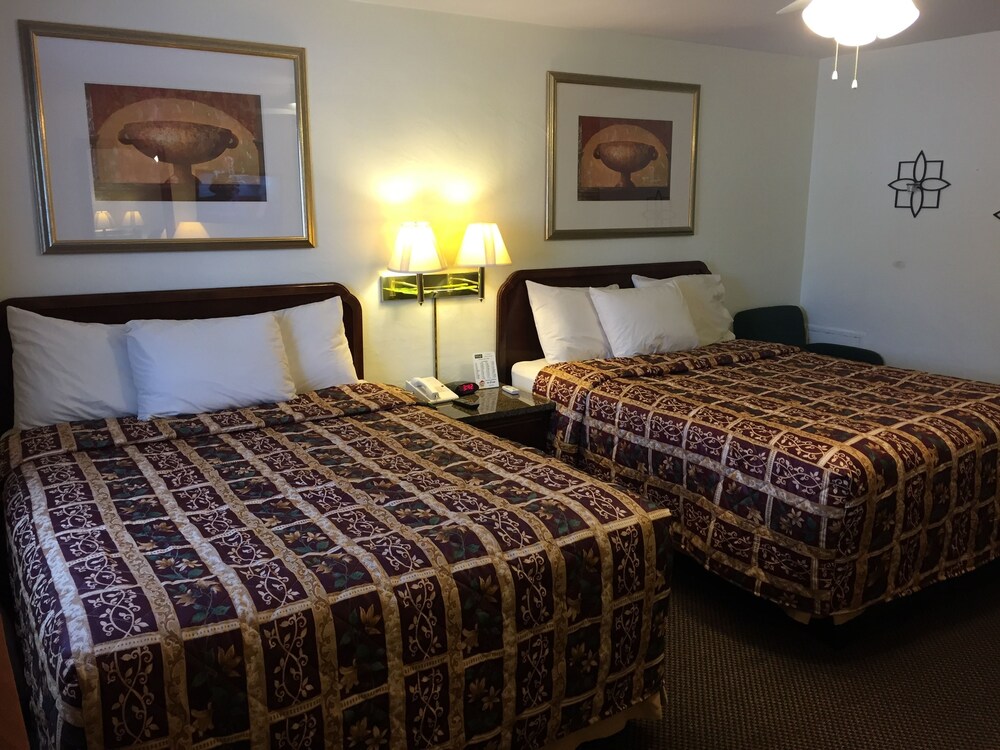 Budget Inn and Suites Colby - photo 17