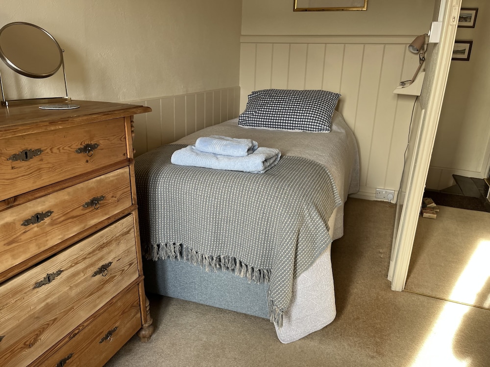 2 Bwth Mawr — Barmouth — photo 5
