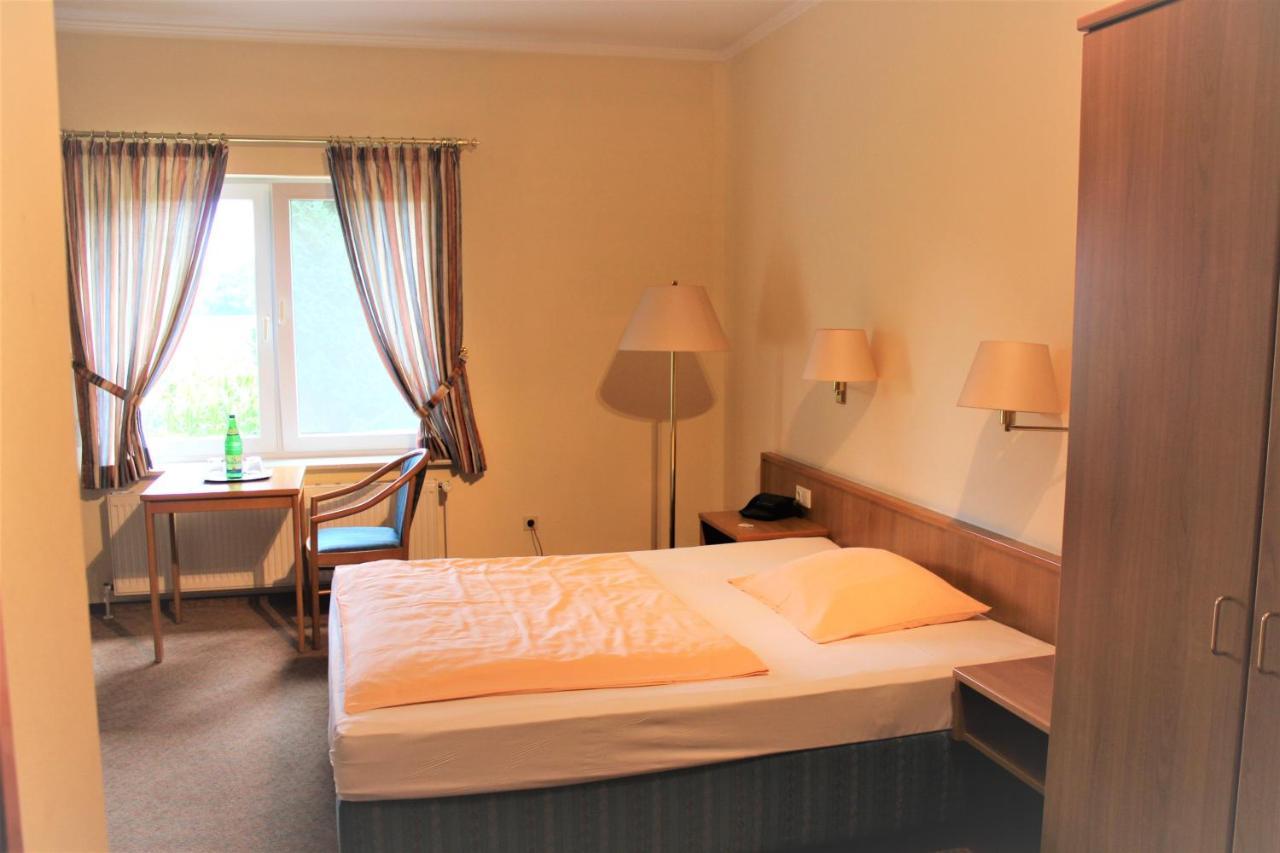 Aparthotel Emilia 24h Check In Free Parking And Wifi — Bargteheide