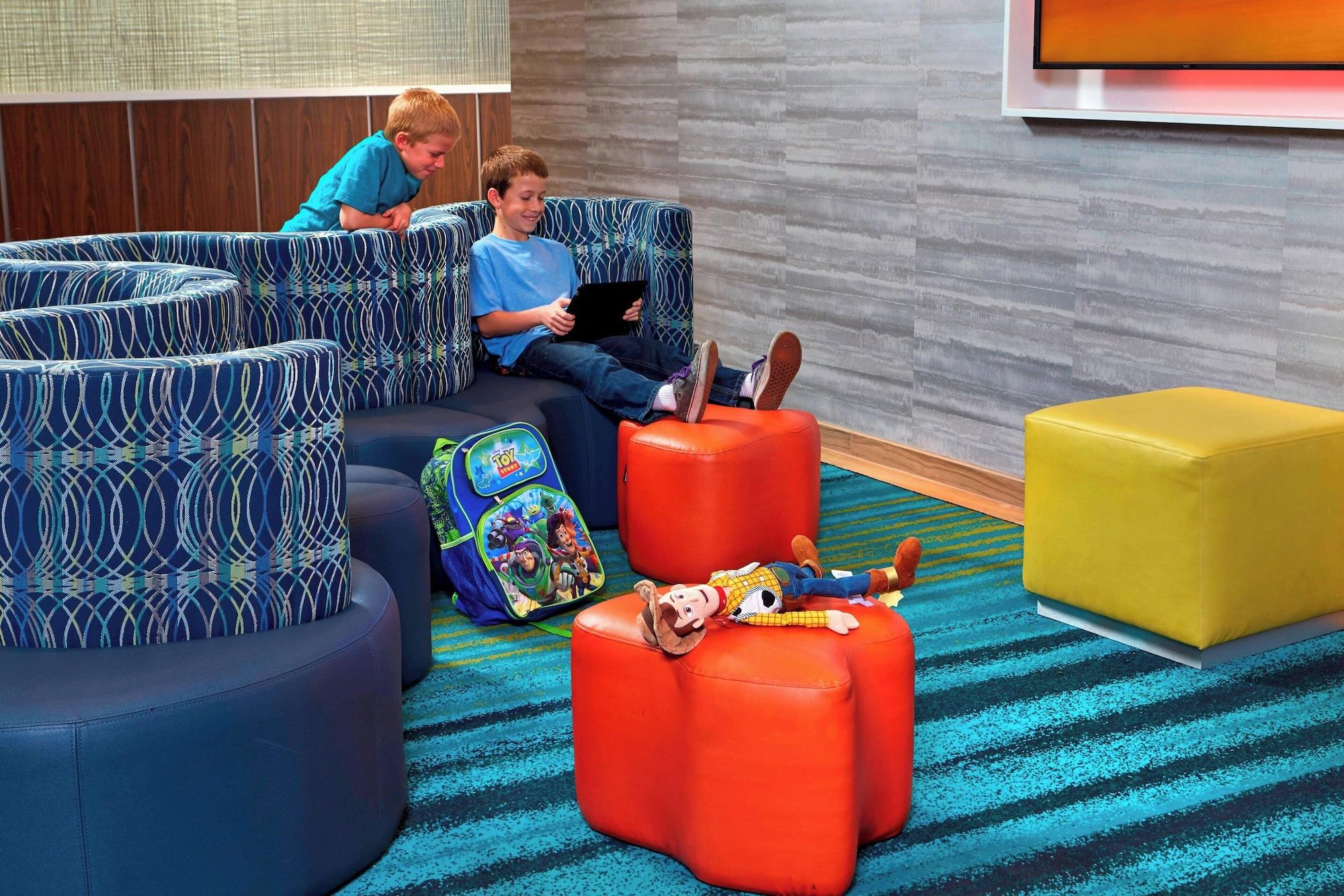 SpringHill Suites by Marriott at Anaheim Resort Conv. Cntr - photo 25