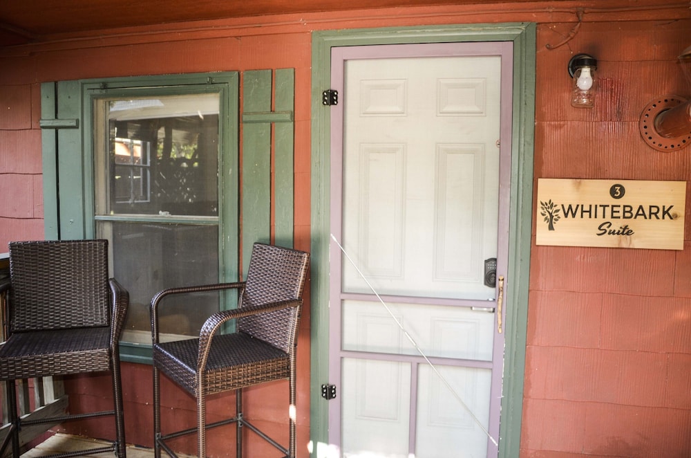 The Woolly Bugger Inn - photo 98