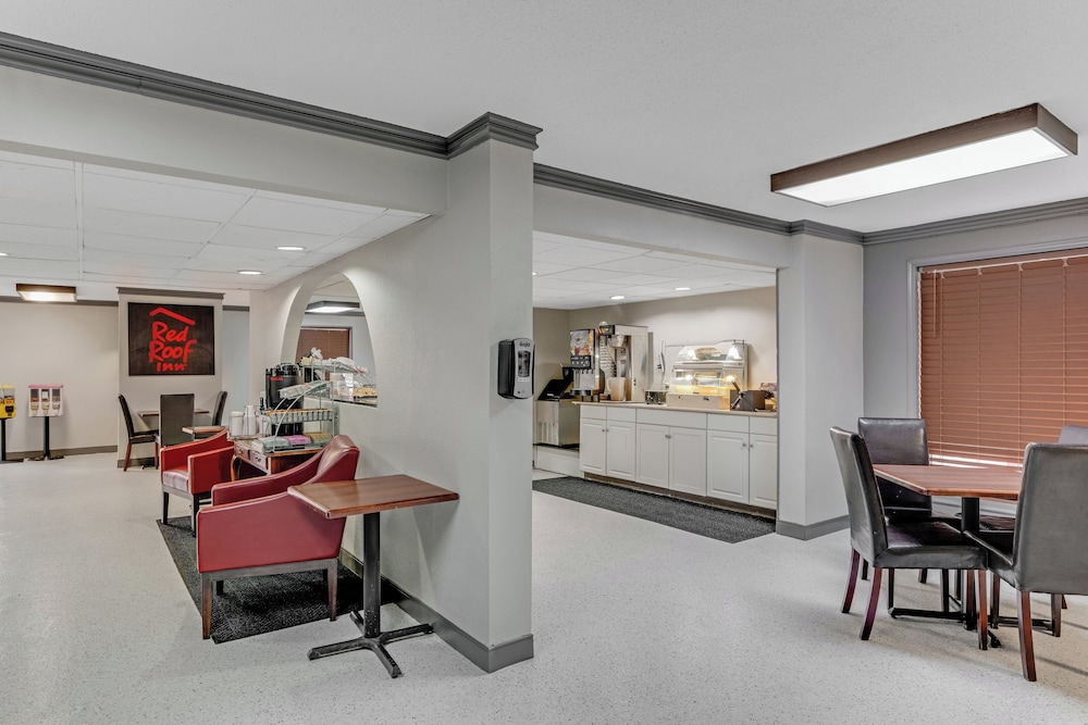 Red Roof Inn Kingsport - photo 2