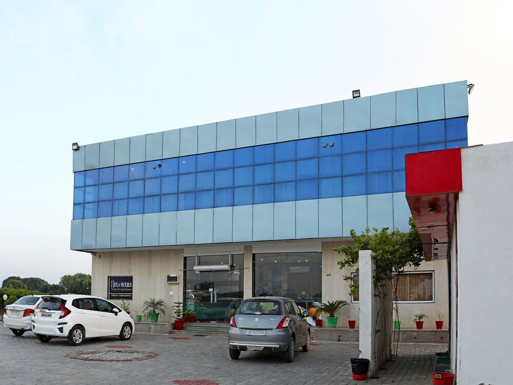 OYO 17408 Scindia Resorts And Hotels in Vrindavan, India