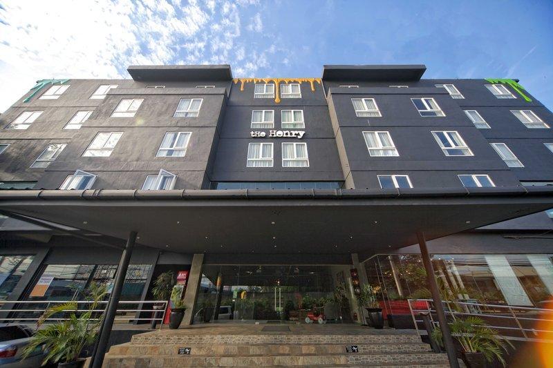 The Henry Hotel Cebu — Cebu City — photo 2