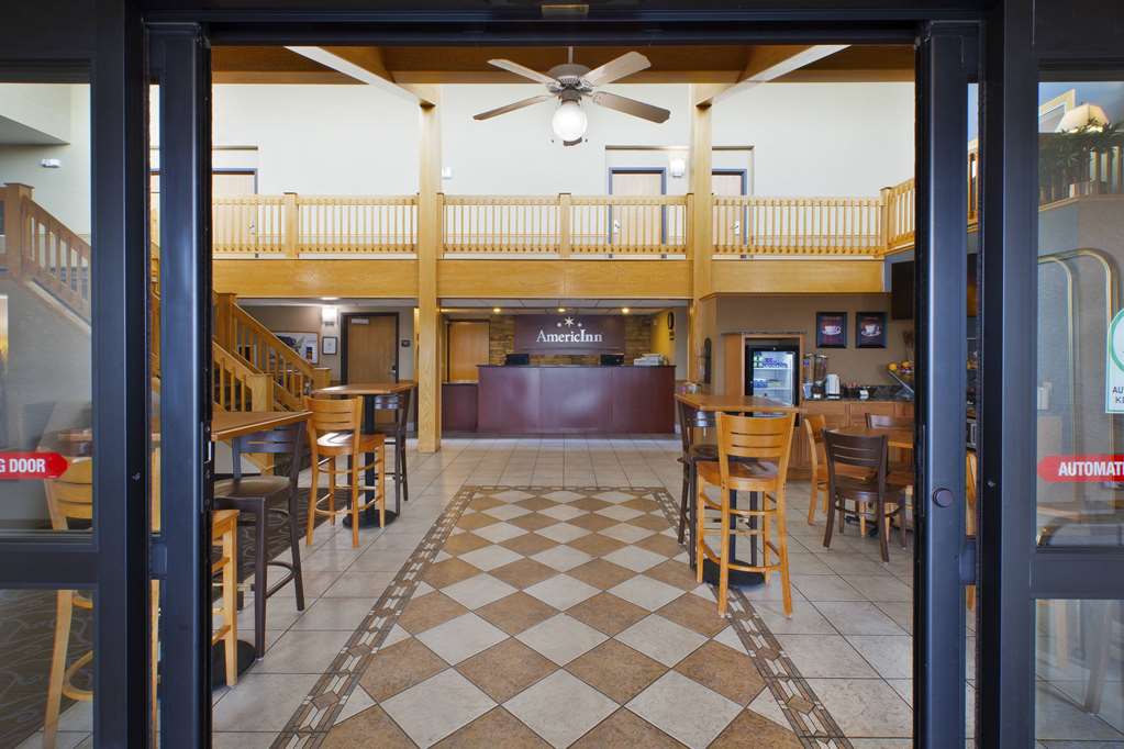 AmericInn by Wyndham Bay City - photo 7