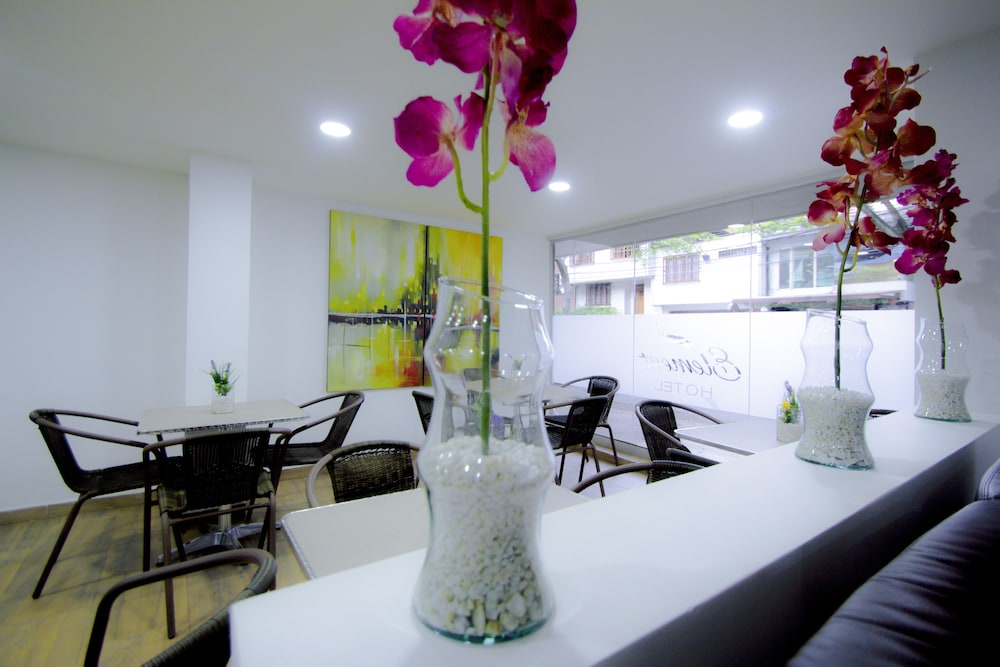 Element Hotel - carbon neutral hotel in Medellin