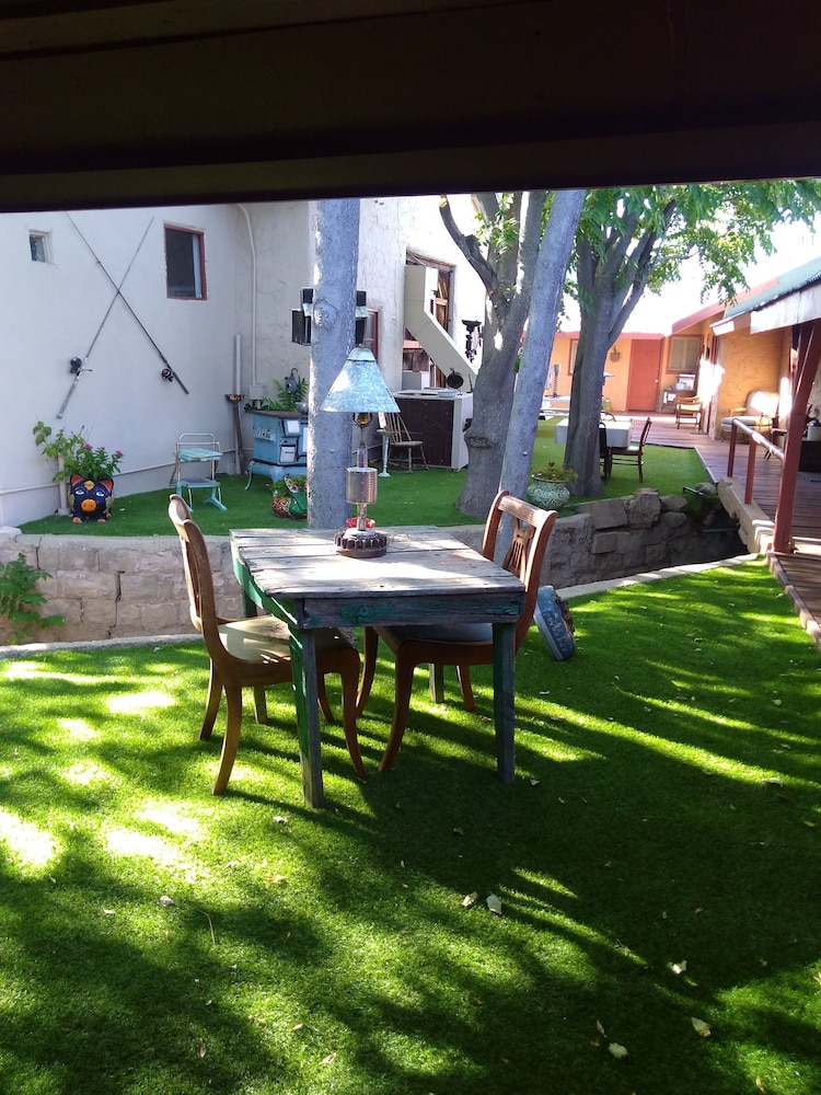 Shep's Miners Inn - photo 42