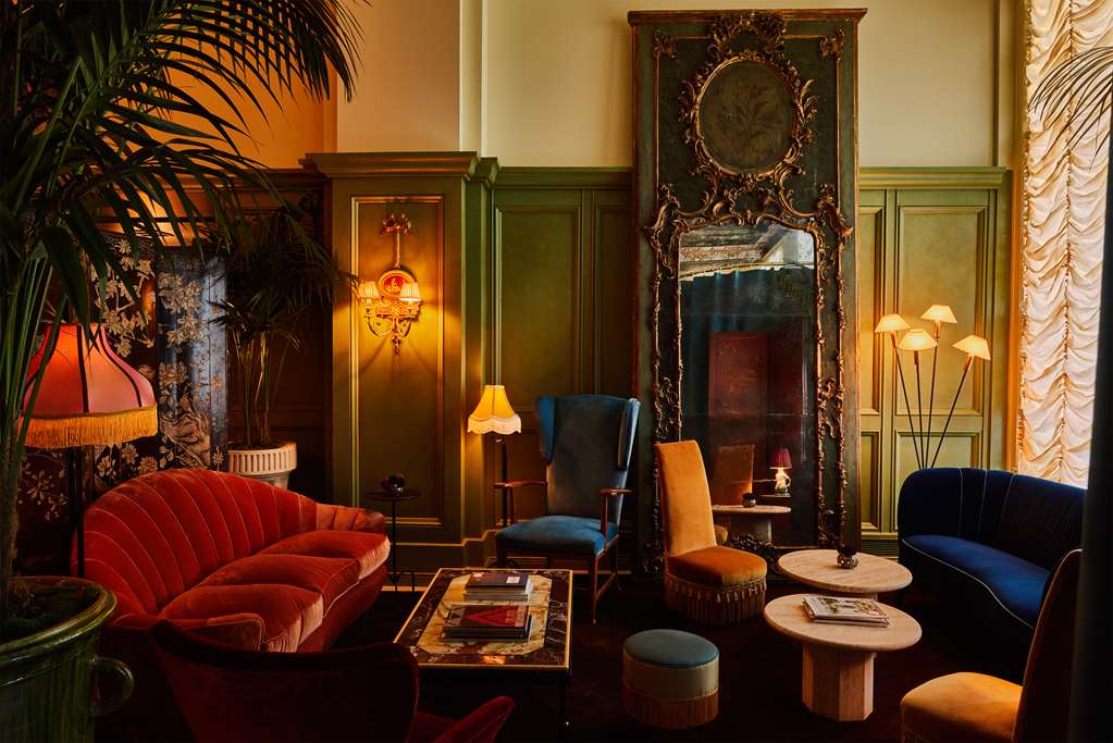 The Siren Hotel an Ash Hotel - photo 4