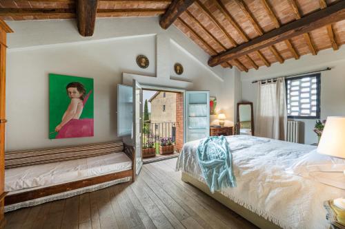 Casa vacanze Aurora — 4-Star Luxury Hotel in Asciano, Italy