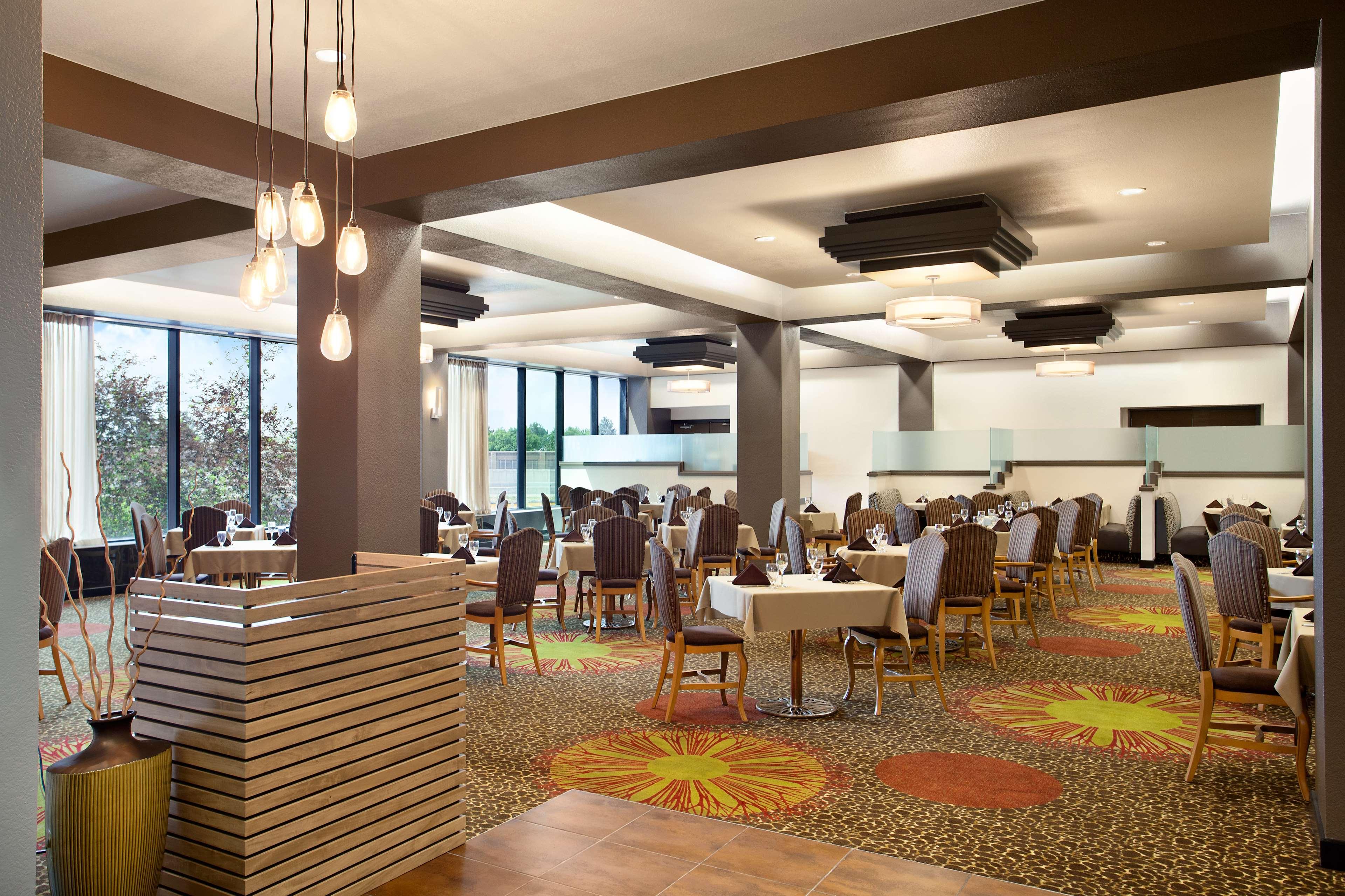 Radisson Hotel Denver Aurora - photo 25