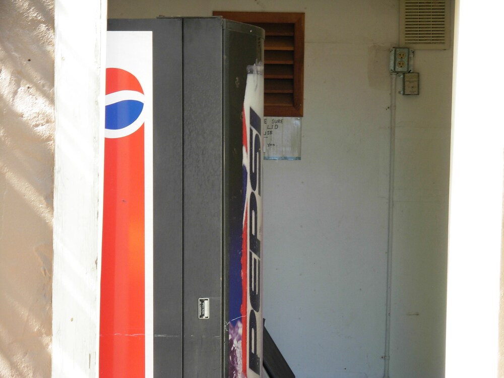 Jumping Frog Motel - photo 23