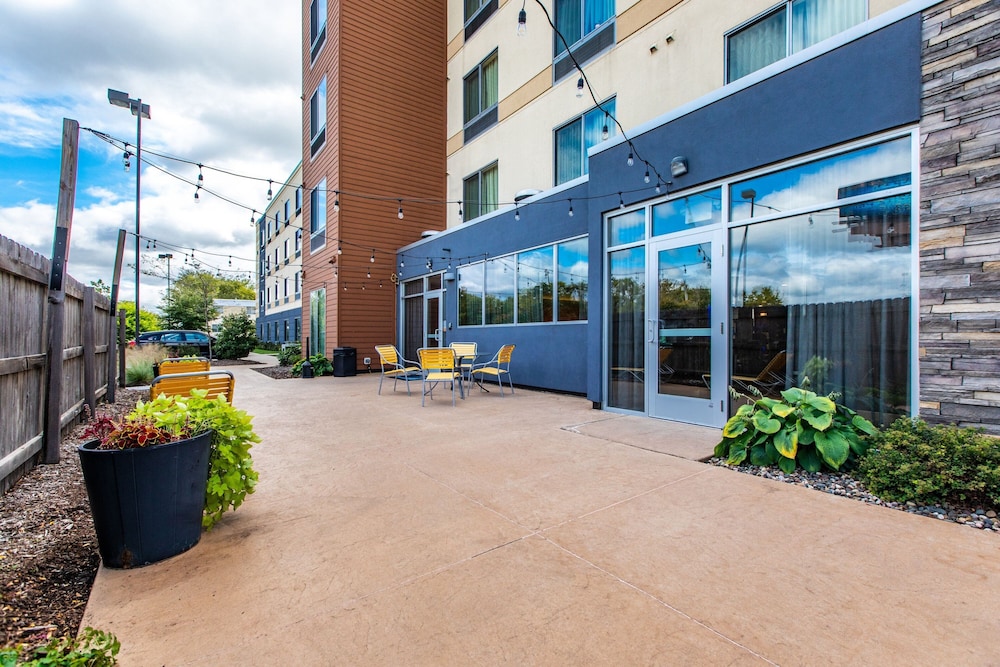 Fairfield Inn & Suites Rochester Mayo Clinic Area St. Marys - photo 33