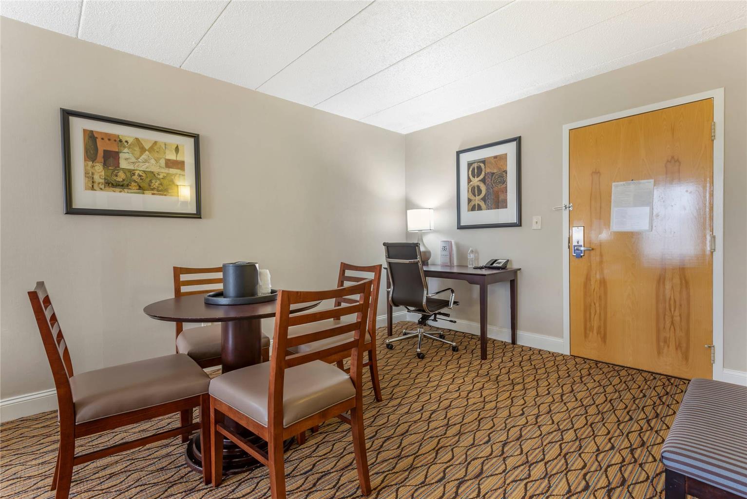 Comfort Inn & Suites Glen Mills West Chester - photo 20