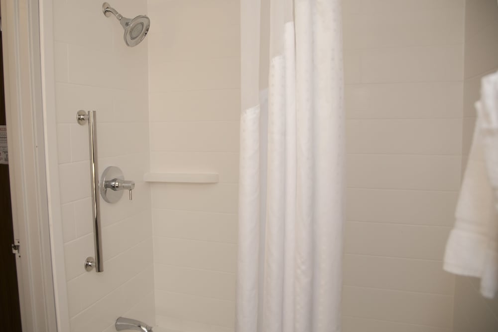 Holiday Inn Express & Suites Colorado Springs North by IHG - photo 45
