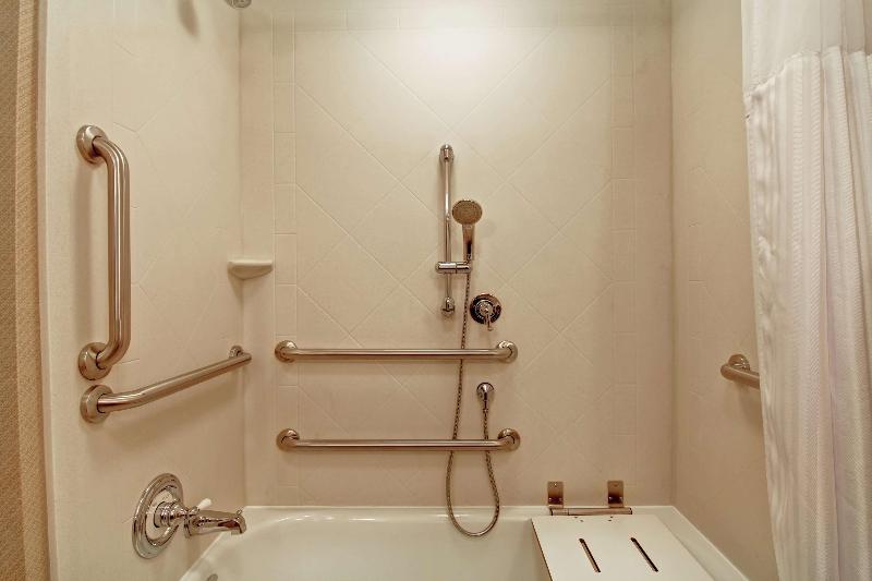 Hilton Garden Inn Woodbridge - photo 50