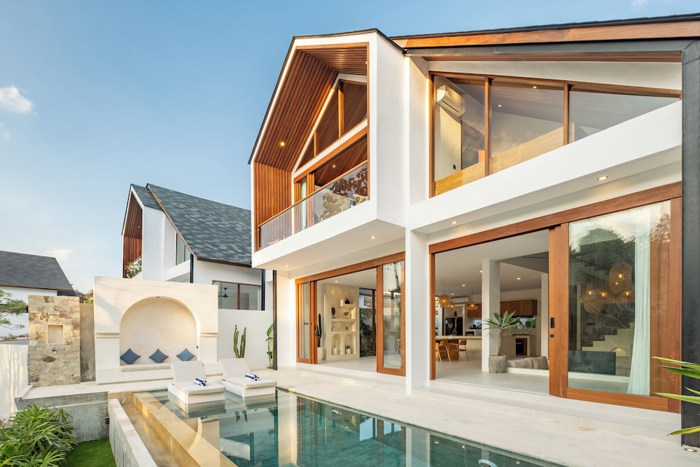 House Of Ad — 4-Star Luxury Hotel in Bali, Indonesia