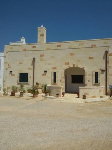 Casa Vacanze In Masseria In Attivita' — 4-Star Luxury Hotel in Carovigno, Italy