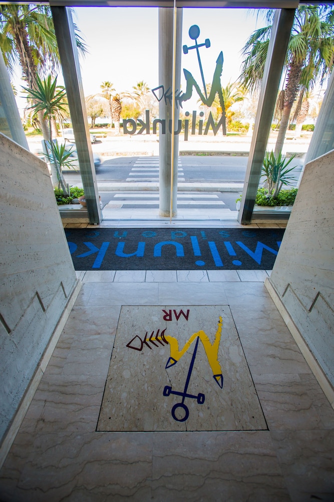 Residence Miljunka — 4-Star Luxury Hotel in Sant'agata Di Militello, Italy