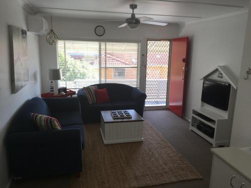 Tomaree Lodge — 4-Star Luxury Hotel in Nelson Bay, Australia