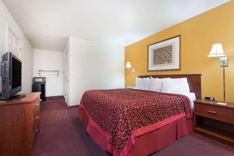Hotel Andover KS - photo 16