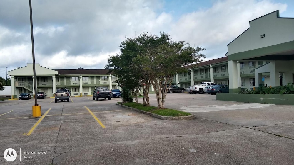 Highland Inn Denham Springs Baton Rouge East — hotel in Denham Springs