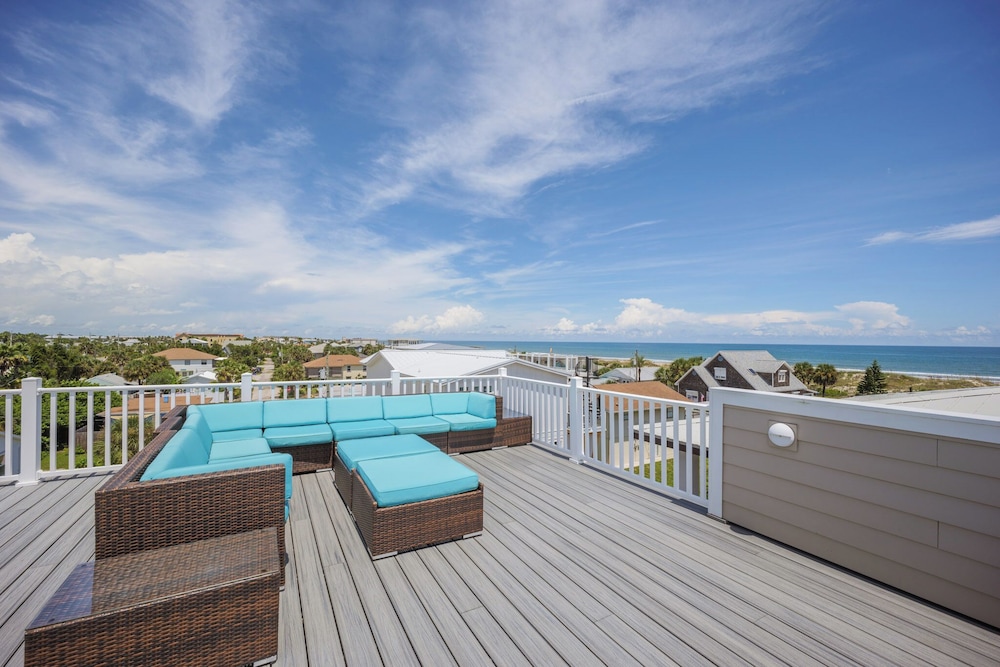 Beachside Bliss — 4-Star Luxury Hotel in Saint Augustine Beach, United States