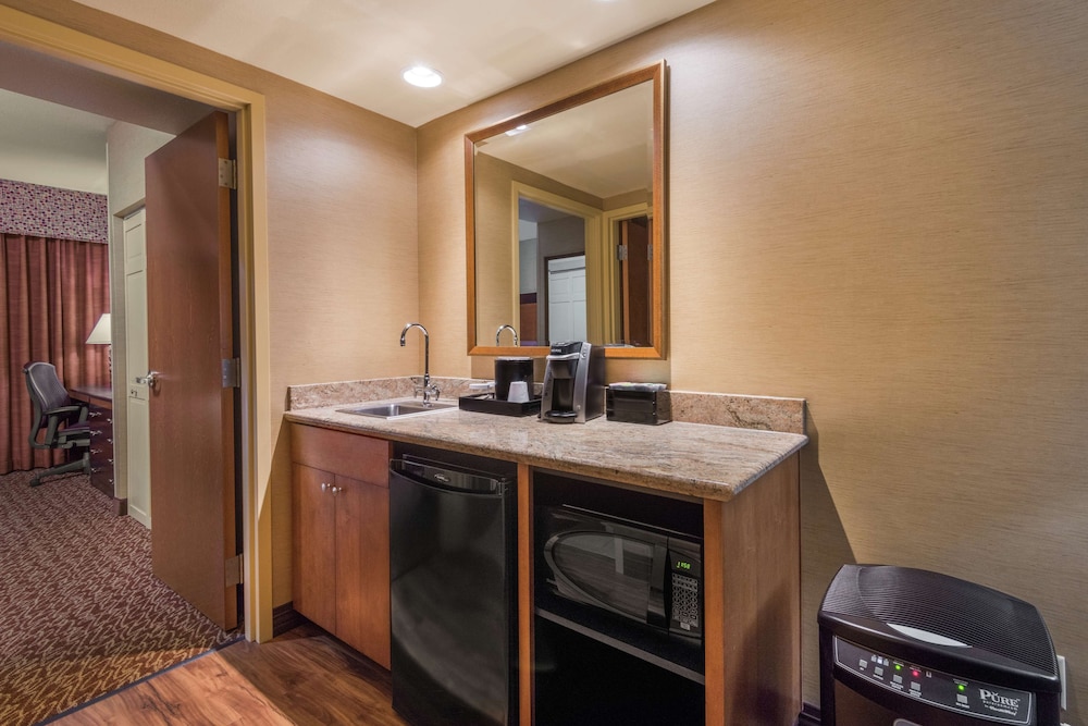 Embassy Suites by Hilton Loveland Conference Center - photo 20