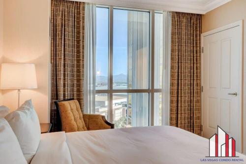 MGM Signature 16 702 1Br 2Ba Balcony Suite
