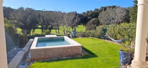 Detente Au Green in Nimes, France