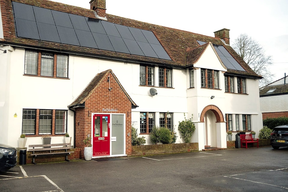 Red Mullions Guest House — 4-Star Luxury Hotel in Oxford, United Kingdom
