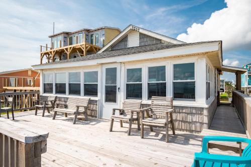 Beside the Sea by Oak Island Accommodations - photo 34