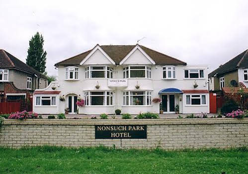 Nonsuch Park Hotel — hotel in Epsom