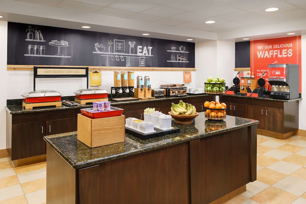 Hampton Inn & Suites Thousand Oaks CA - photo 27