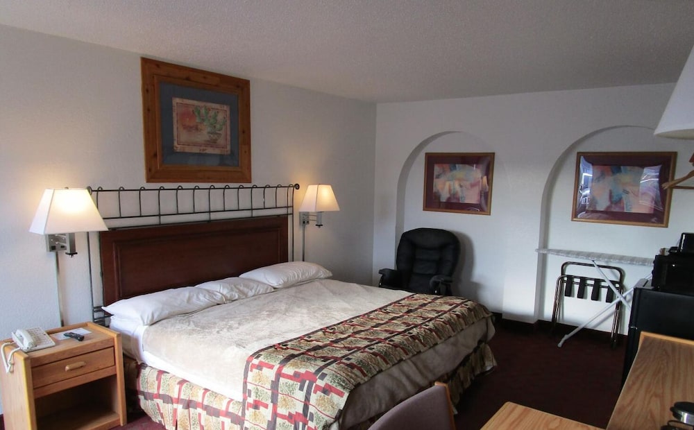 North Country Inn & Suites - photo 18