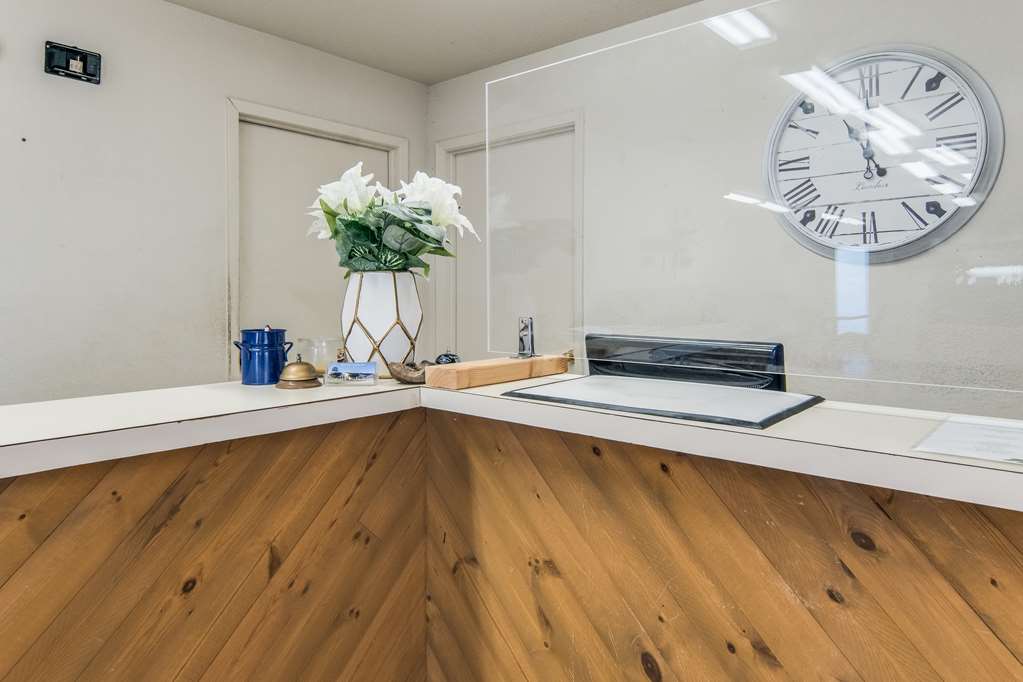 Americas Best Value Inn Baird - photo 16