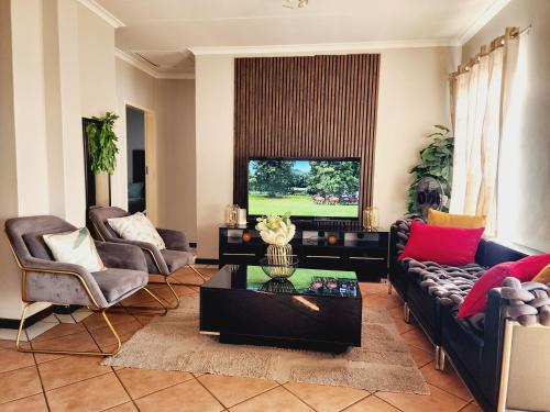 Lions Haven — 4-Star Luxury Hotel in Pretoria, South Africa