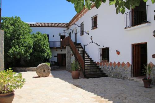 Ronda Nomads — hotel in Benaojan