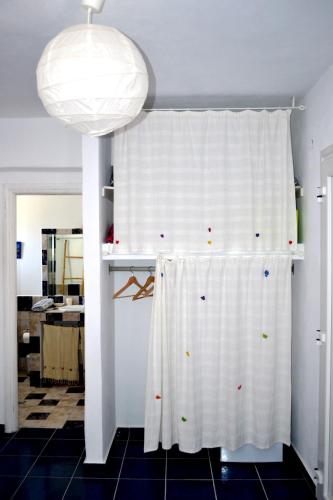 Il Canto delle Cicale in Agia Marina, Greece