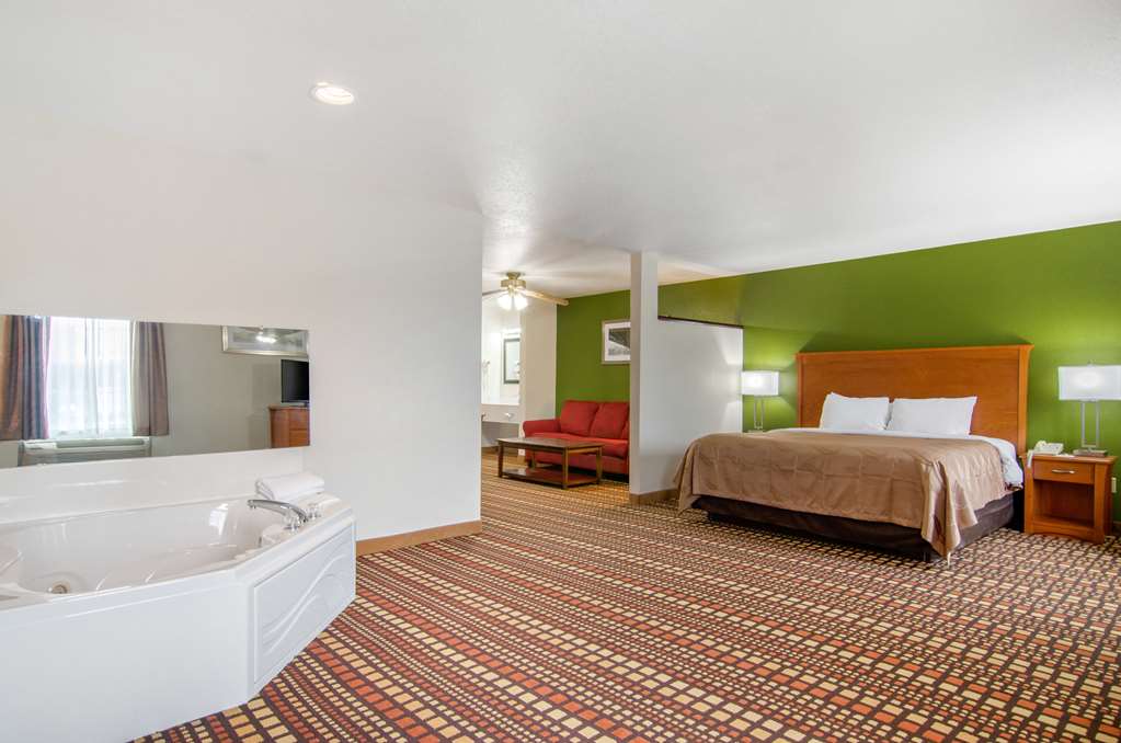 Quality Inn Kearney Liberty - photo 20