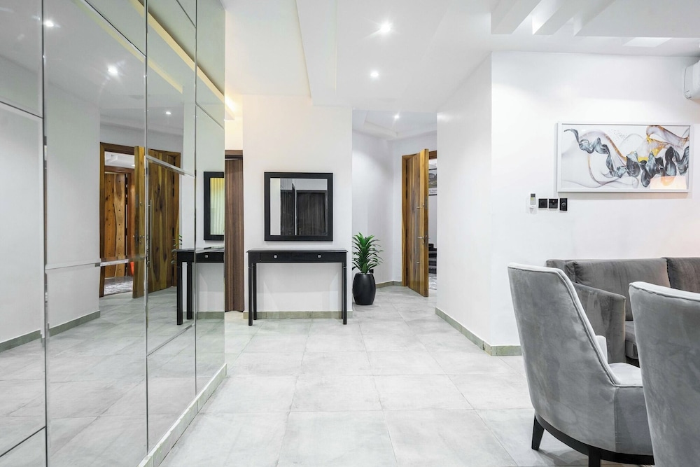 The Azaria Hotel & Apartments in Unknown City, Nigeria