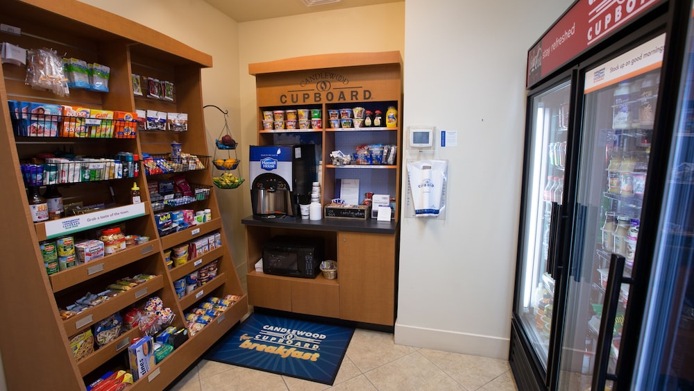 Candlewood Suites Springfield Medical District - photo 23