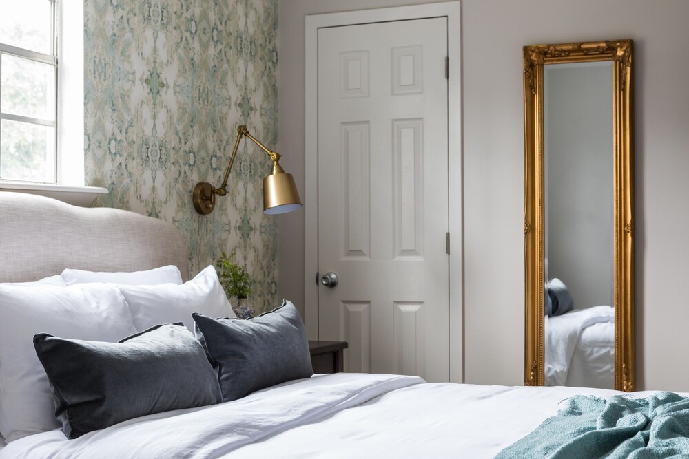 Exquisite Bywater Suites by Sonder - photo 12