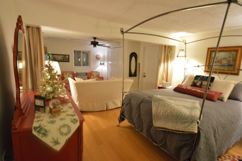 Peabody's Hip Little Stay - photo 15