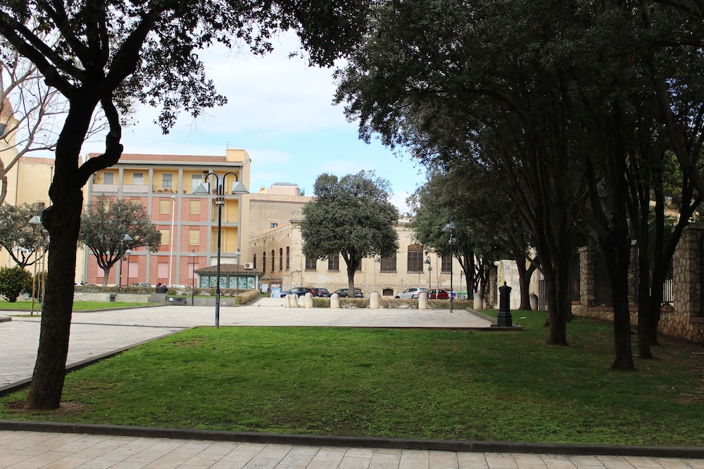 Cagliari 4u — hotel in Cagliari